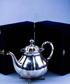 серебряный чайник дания