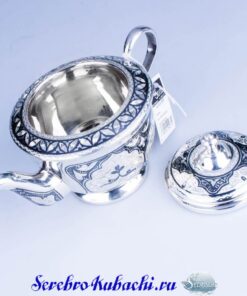 заварочный чайник серебряный
