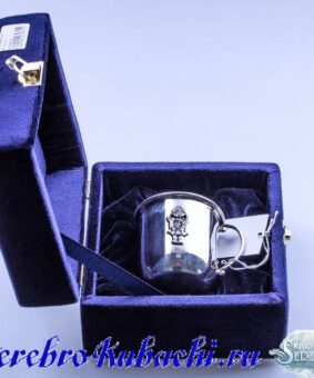 Детская серебряная кружка Девочка 11 детская серебряная кружка