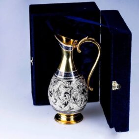 серебряный кувшин кубачи в футляре