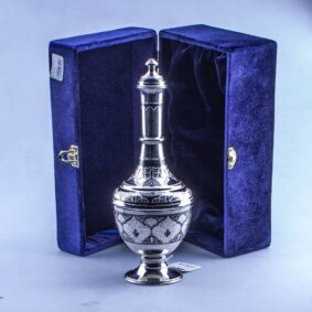 графин серебряный с футляром