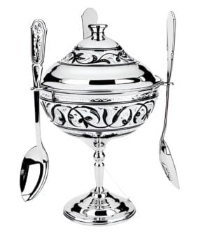 икорница с ложками