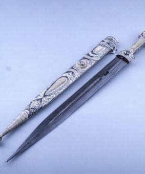 серебряный дагестанский кинжал