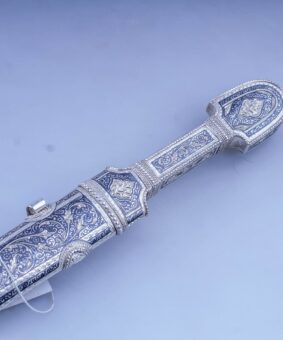 серебряный кинжал