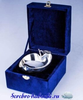 серебряная конфетница яблоко