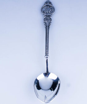 серебряная ложка