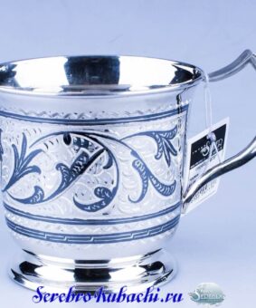 большая кружка серебряная