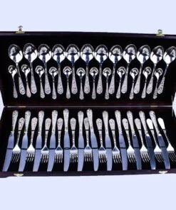 набор серебряных приборов на 12 персон