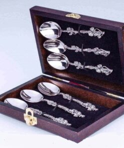 набор серебряных чайных ложек