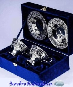 набор из серебряных чайных пар