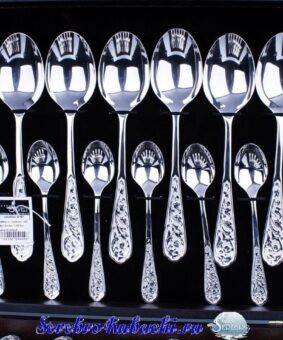 столовые серебряные приборы