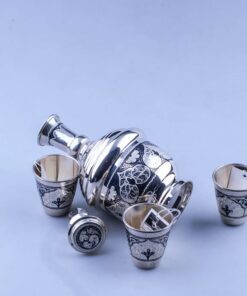 серебряный штоф со стопками