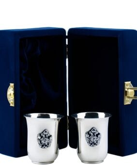 Набор стопок герб России