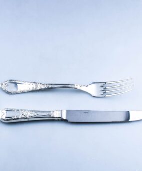 набор вилка с ножом из серебра