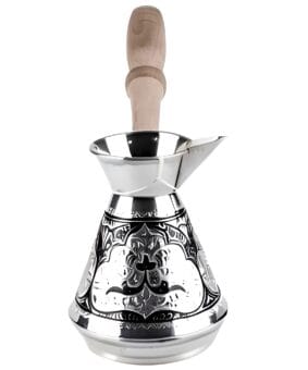 небольшая серебряная турка