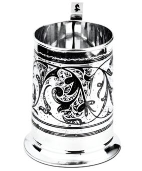пивная серебряная кружка