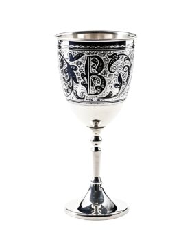 подарочный бокал с монограммой