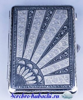 серебряный портсигар лучи