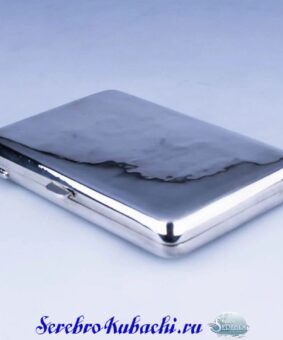 портсигар из серебра зеркальный