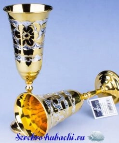 позолоченные серебряные бокалы