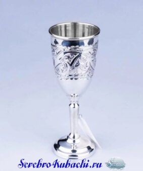 серебряная рюмка для водки