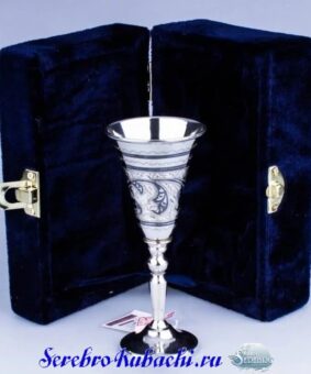 рюмка серебряная
