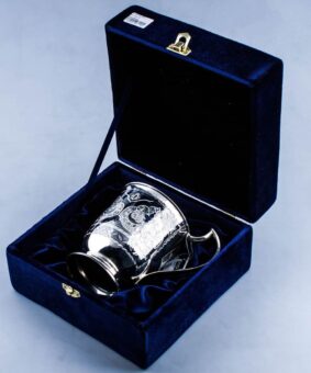 серебряная большая кружка