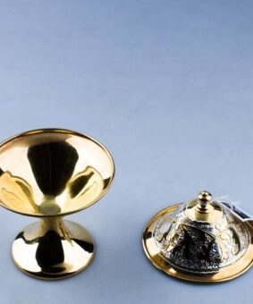 Позолоченная серебряная икорница 6 позолоченная серебряная икорница