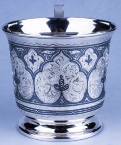 Серебряная большая кружка 8 серебряная большая кружка