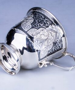 серебряная кружка для воды
