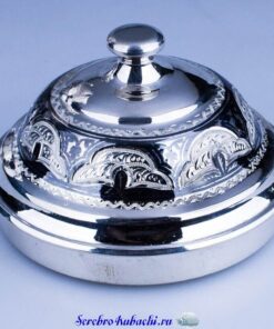 серебряная крышка на кувшин