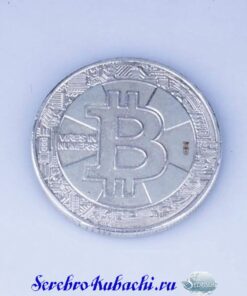 сувенирная серебряная монета биткоин