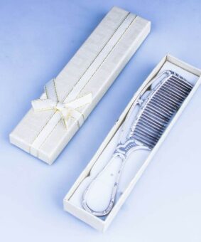 серебряный гребень в футляре