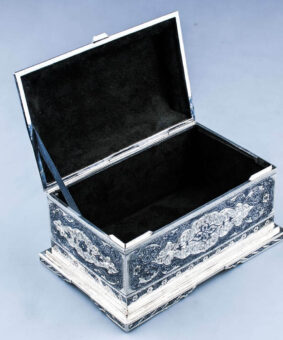 серебряная шкатулка Кубачи