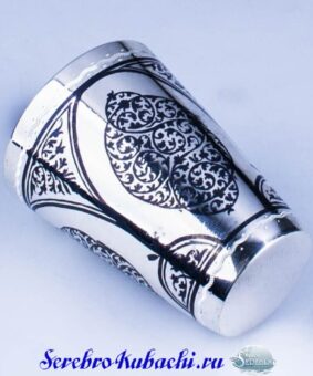 серебряная стопка