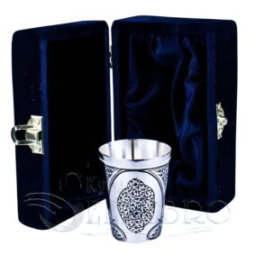 эксклюзивеая серебряная стопка