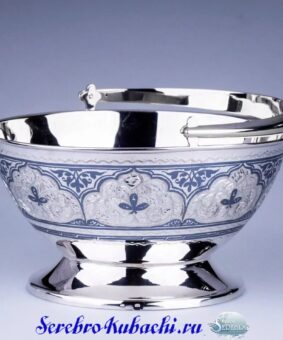 серебряная вазочка