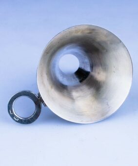 серебряная воронка под флягу