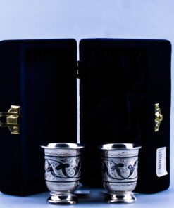 серебряные стопки