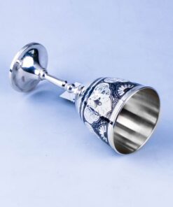 серебряный кубок бокал