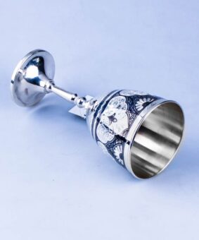 серебряный кубок бокал