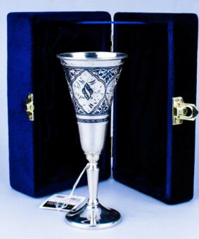 бокал серебряный