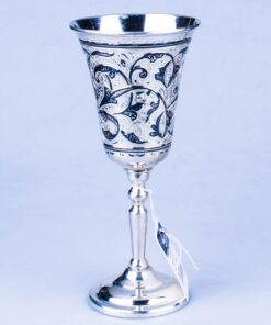 серебряный бокал