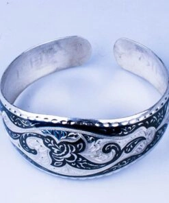 женский серебряный браслет