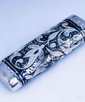 серебряный чехол под зажигалку