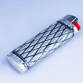 серебряный футляр под зажигалку bic