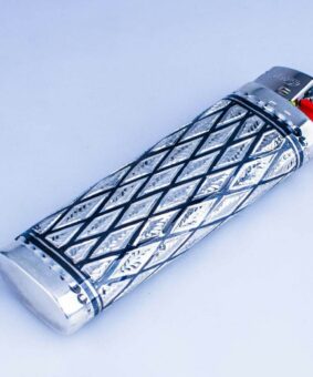 серебряный футляр под зажигалку bic