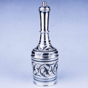 серебряный графин