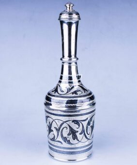 серебряный графин