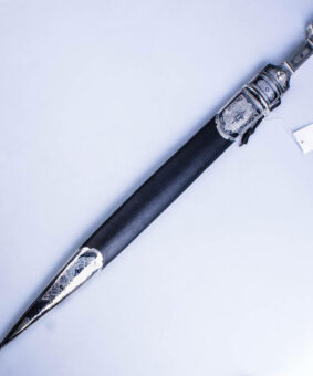 серебряный кинжал